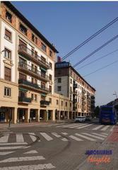 Pis a Las Arenas. Piso en plaza zubia