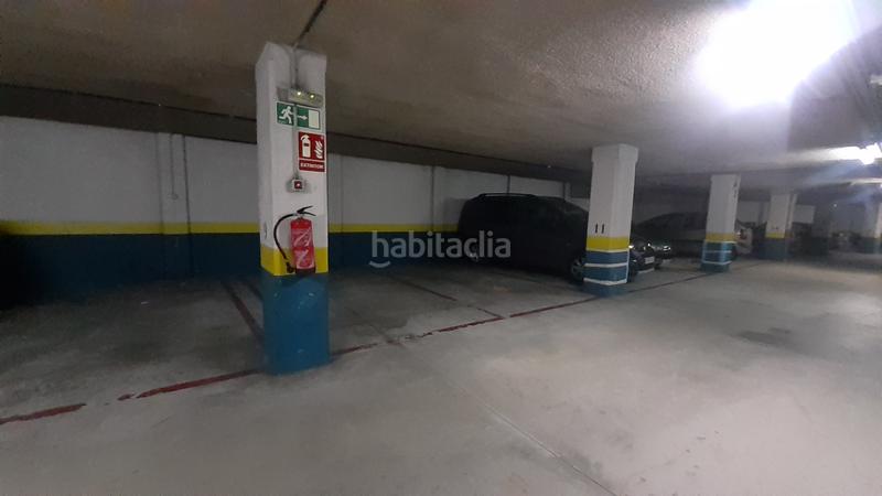 Foto 3fefea60-3eb1-40b4-a5d0-edc2f81cdd55. Autoparkplatz in Echavacóiz Pamplona / Iruña