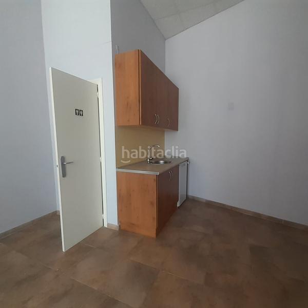 Foto 0c7fc82b-b6d0-49d8-95b7-89b18944c2d3. Alquiler local comercial se alquila local comercial en Chantrea, en Pamplona / Iruña