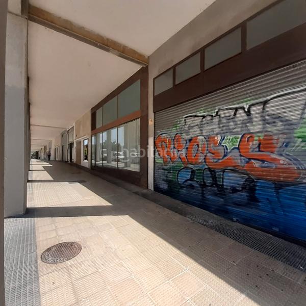 Foto f883eac9-9d14-4ae0-b9ad-ddddfc5ed9ae. Alquiler local comercial se alquila local comercial en Chantrea, en Pamplona / Iruña