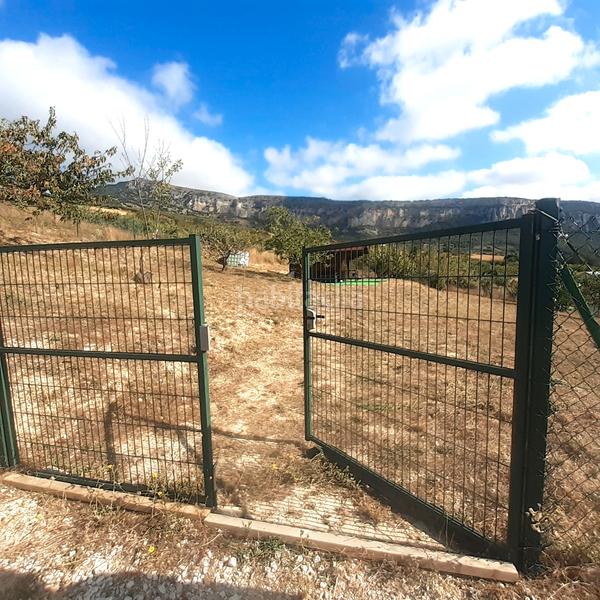 Foto 0270be98-dfe2-42f4-9656-1492ba228abb. Finca rústica a calle san isidro 9 a Echarri / Etxarri