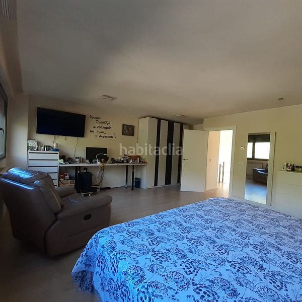 Foto 17442df2-9b81-4484-8a5e-7d2d7908301f. Casa adossada amb calefacció aparcament a Esteribar