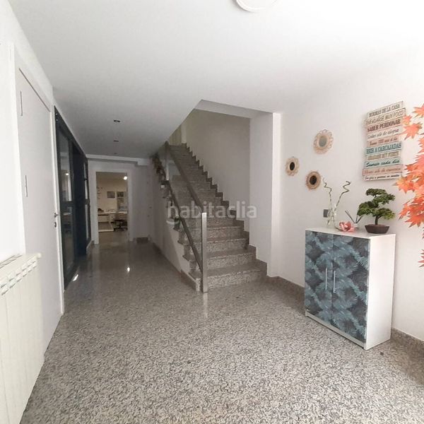 Foto 4262f2a8-08da-45ea-b7ac-dc09276ff3b5. Casa adossada amb calefacció aparcament a Esteribar