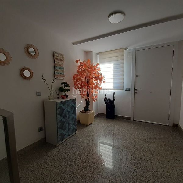 Foto 4b948c54-ddcb-449b-b3e0-7feb2da90dd1. Casa adossada amb calefacció aparcament a Esteribar