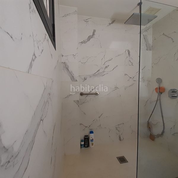 Foto 4f7d491e-4f2b-4338-a3c9-dddb06eb4152. Casa adossada amb calefacció aparcament a Esteribar