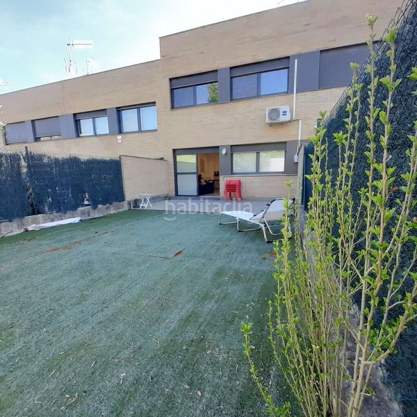 Foto a1b3c07c-dc73-4aa6-b85c-020b4826e1fb. Casa adossada amb calefacció aparcament a Esteribar