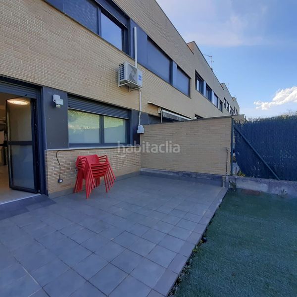 Foto acdeb853-338f-4260-b0d5-451b3713332c. Casa adossada amb calefacció aparcament a Esteribar
