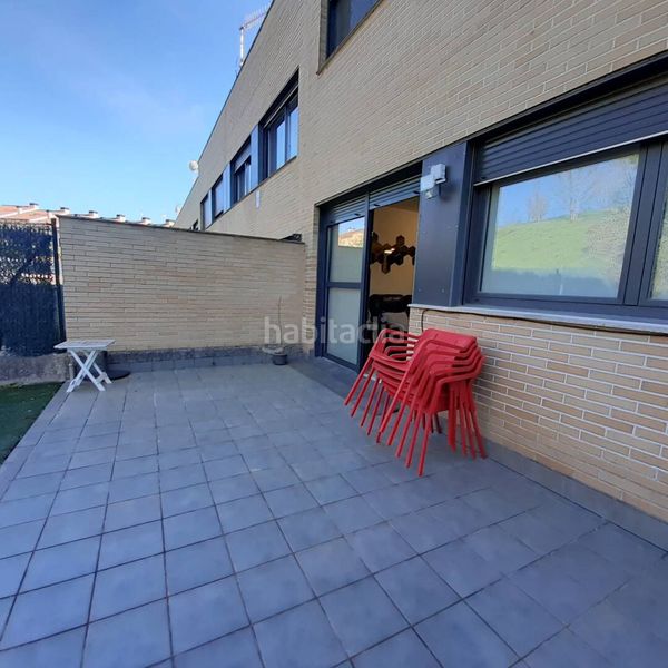 Foto bbbd7fe0-3ec3-421f-9dc9-fee5a37f9676. Casa adossada amb calefacció aparcament a Esteribar