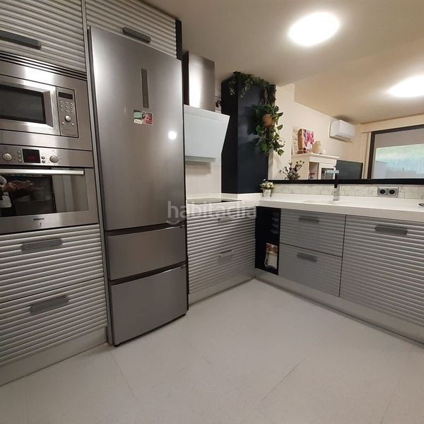 Foto cc96226f-a3bf-4b5a-b5a9-278ae649750a. Casa adossada amb calefacció aparcament a Esteribar