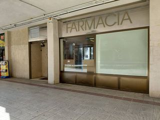 Geschäftsraum in Barañáin / Barañain. Excelente local comercial en venta en barañáin  listo para inici