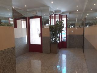 Flat in Barañáin / Barañain. Piso en venta en barañain con ascensor, garaje y terraza