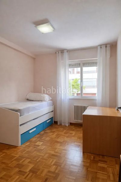 Foto e6b46806-6998-4488-b20f-f17916d1b6c6. Pis amb calefacció aparcament a Barañáin / Barañain