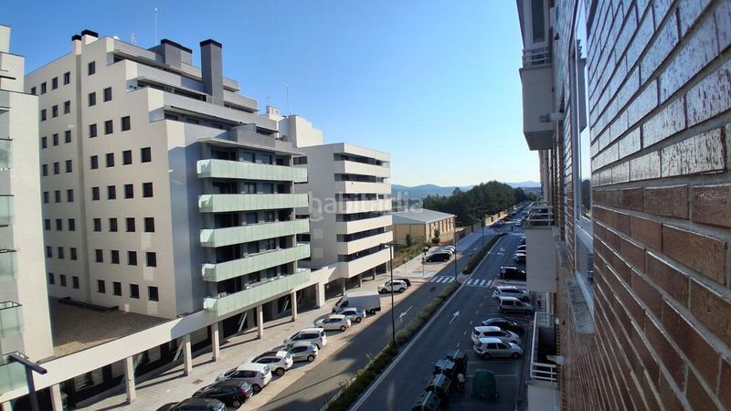 Foto bd06ca41-7d03-48e2-a51c-c57bab74ebbb. Piso en Barañáin / Barañain
