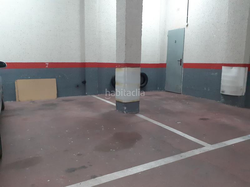 Foto ea9e514b-eb45-42dc-9c08-46a2b400fb4d. Parking coche en Barañain