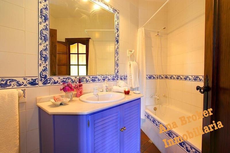 Foto bdbeffc3-2ae3-479e-b819-35955f96ce7a. Chalet mit heizung parking pool in Arriate