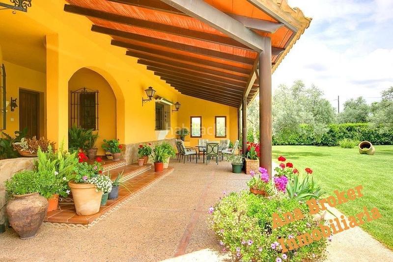 Foto e7694cf1-d744-40fd-bb77-c12ed9c8f795. Chalet mit heizung parking pool in Arriate