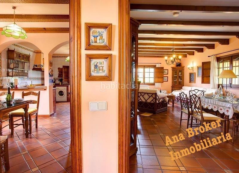 Foto d6630ee8-ccb2-4f30-9d18-bfea53f62f21. Chalet con riscaldamento parcheggio piscina in Arriate