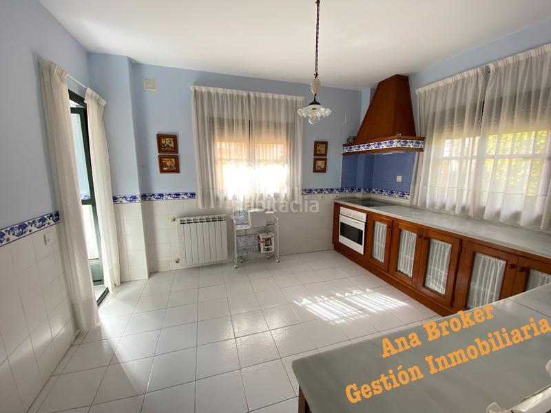 Foto ce80c500-4b90-4e04-8af0-f654db032e58. Chalet gran casa en venta en La Planilla Ronda