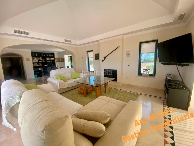 Foto 8c8d56c5-52fd-4339-9d6e-5f962f27dbac. Chalet villa en venta en Arcos de la Frontera