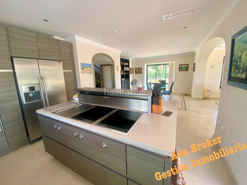 Foto d492319e-ccd5-4d0f-a198-5da15d3bf619. Chalet villa en venta en Arcos de la Frontera