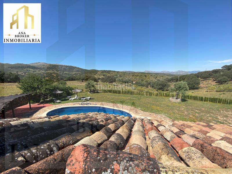 Foto 45a61df1-c474-4582-966a-7094575178b4. Maison avec cheminée chauffage parking piscine dans Marbella