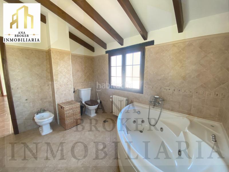 Foto 53043e3e-e747-4e54-9b90-080fd5aa8ee2. Maison avec cheminée chauffage parking piscine dans Marbella