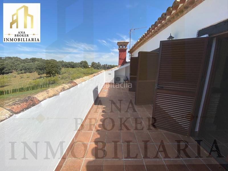 Foto 53a4a8a5-fa00-4235-a084-a7132a6e4a4e. Maison avec cheminée chauffage parking piscine dans Marbella