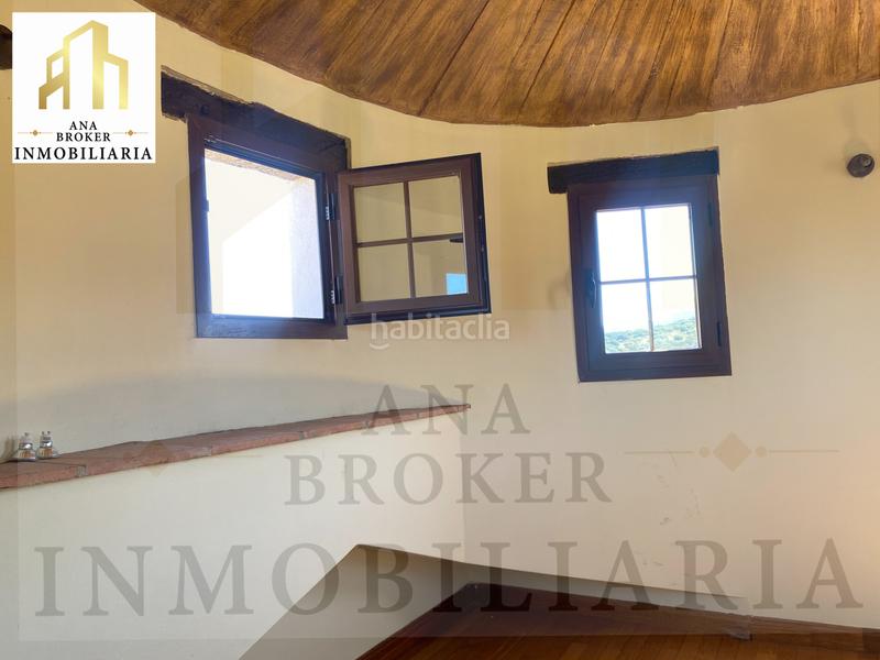 Foto b88238bb-7c81-4ce8-9f0a-4b0dae99674a. Maison avec cheminée chauffage parking piscine dans Marbella