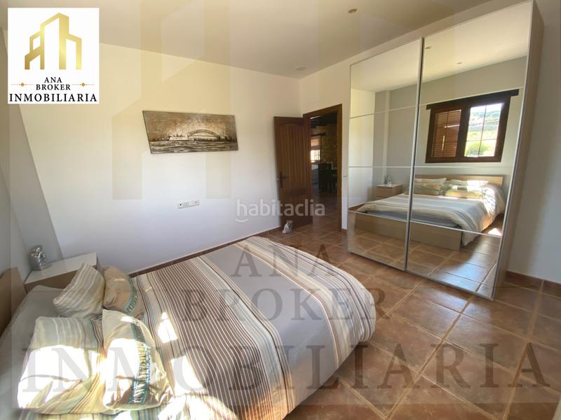 Foto cdc6e9e3-4bc3-47f8-94cb-69f7b2990145. Maison avec cheminée chauffage parking piscine dans Marbella