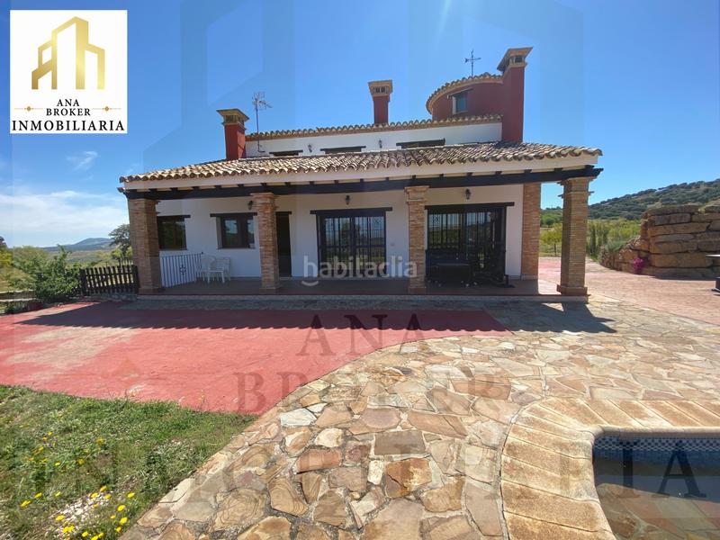 Foto e977befa-b0f7-409e-bdb9-966411e8f8b6. Maison avec cheminée chauffage parking piscine dans Marbella