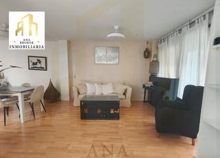 Location Appartement à Plaza españa 2. Piso moderno y céntrico alquiler