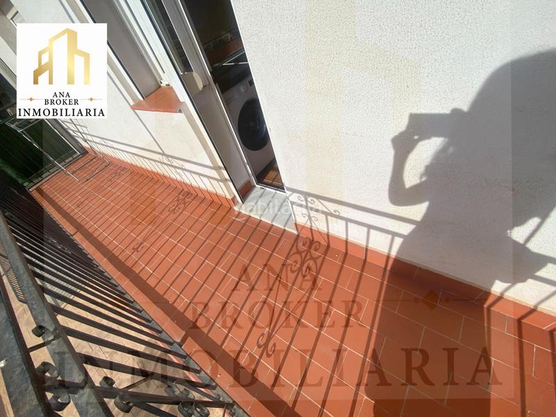 Foto bf2dc0bf-f54c-45b8-b0a0-3e4766f28202. Piso en plaza españa 2 piso reformado en venta en Ronda