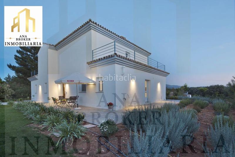 Foto 390defce-f2b4-4997-8b5c-35d81d07ecdf. Chalet in Arriate