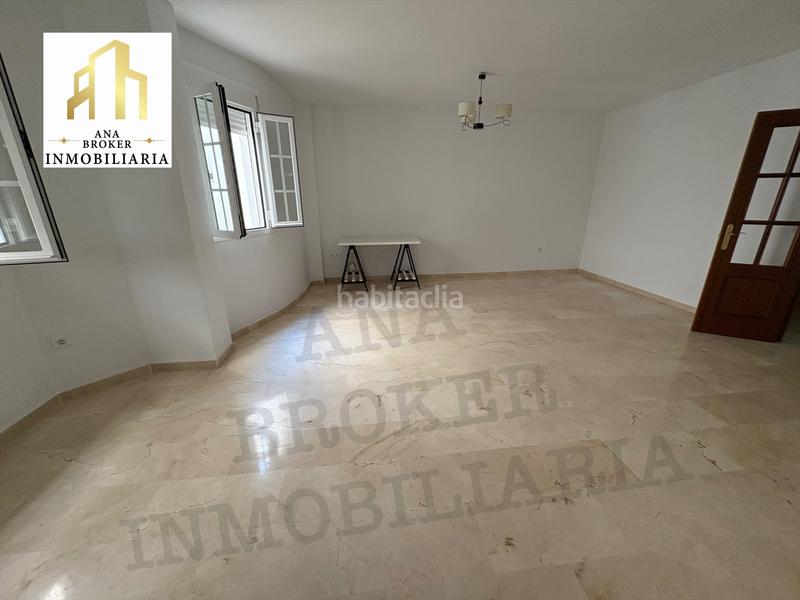 Foto bf8d92bb-6bb2-4d39-91d9-e8bbf55285ff. Alquiler piso alquiler en Centro en Centro Ronda