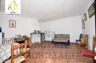 Finca rústica a San Francisco. ?? finca rústica con vivienda y terreno agrícola ??
