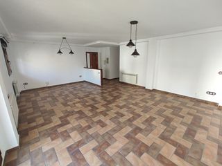 Affitto Appartamento  Avenida de la sierra nevada. Magnifico piso sin muebles cenes