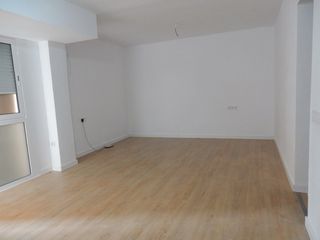Planta baja en La Serreta. Todo reformado a estrenar