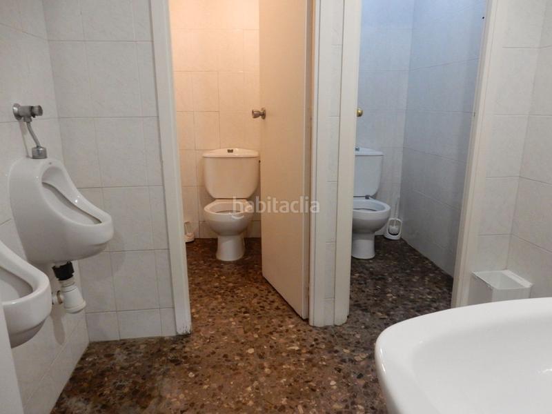 Foto 03b930ab-1ffb-44f0-a3cc-edf97431cc58. Local comercial amb calefacció a Zona Industrial Rubí