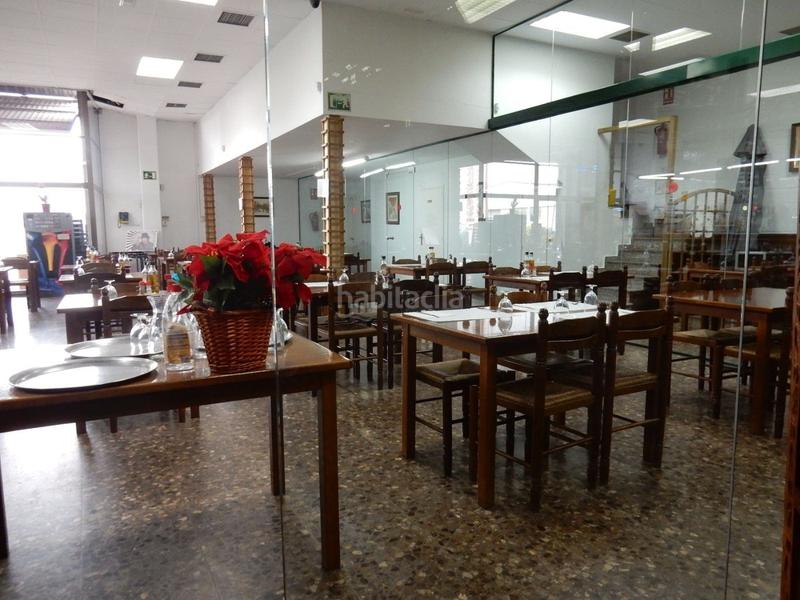 Foto c356ce9c-4152-46f3-9ffa-85e73b6f7fc7. Local comercial amb calefacció a Zona Industrial Rubí