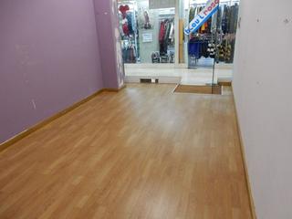 Local Comercial  Passeig de francesc maci. En zona comercial