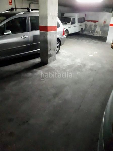 Foto 9036fb96-997b-4ab2-b350-ceca4ffb8028. Autoparkplatz in Centre Rubí