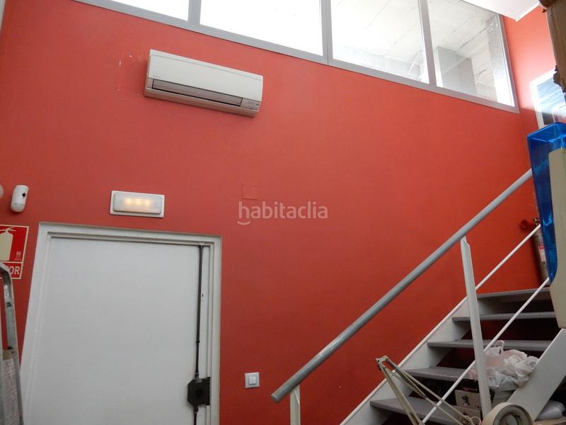 Foto 60e1d3e9-09cd-4a33-ac45-3d3f63bd91ef. Geschäftsraum mit heizung in Mercat Rubí