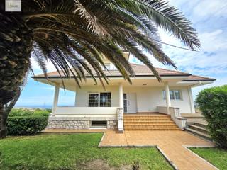 Xalet  Barrio aviche. Impresionante chalet individual en monte santander