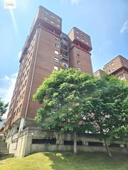 Pis  Calle de josé maría de cossío. Buen piso con trastero en santander