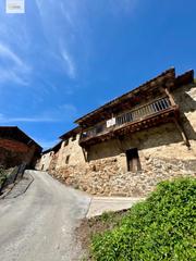 Casa  Barrio las ilces. Casa con vistas a los picos de europa