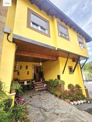 Casa aparellada  Barrio rasillo. Espectacular casa montañesa en los valles pasiegos