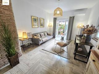 Rez-de-chaussée à Cuatro Caminos. Precioso bajo con terraza a estrenar en santander