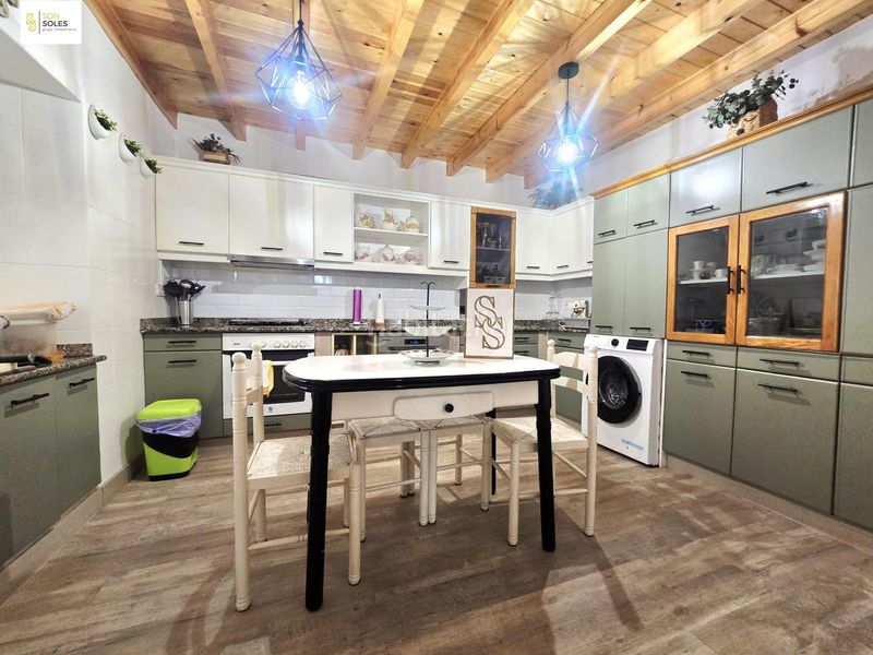Foto a8c2600b-526d-415a-ab1a-5ae808fe9a29. Casa amb aparcament a Marina de Cudeyo