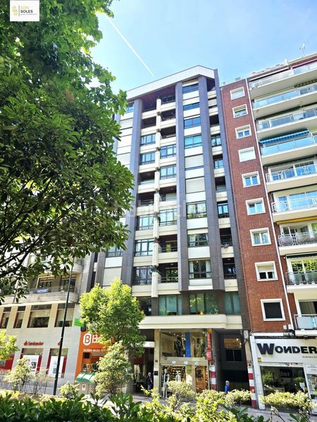 Foto 9739013b-0771-481f-a328-e0cfc8be0298. Planta baixa a Numancia - San Fernando Santander