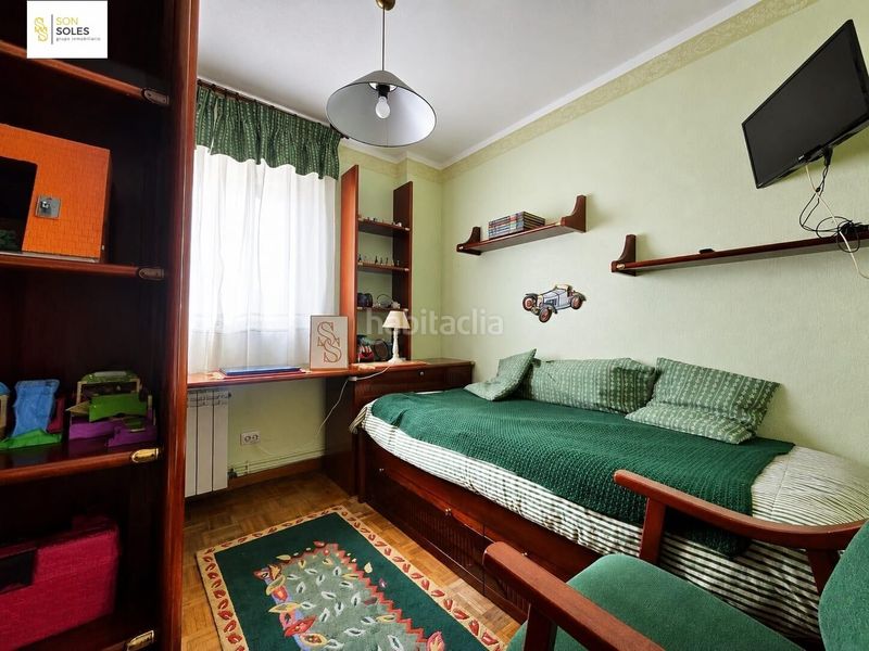 Foto 2047b4ab-cffb-4e9d-ab16-5a22f2c14476. Flat with heating parking in Los Castros Santander